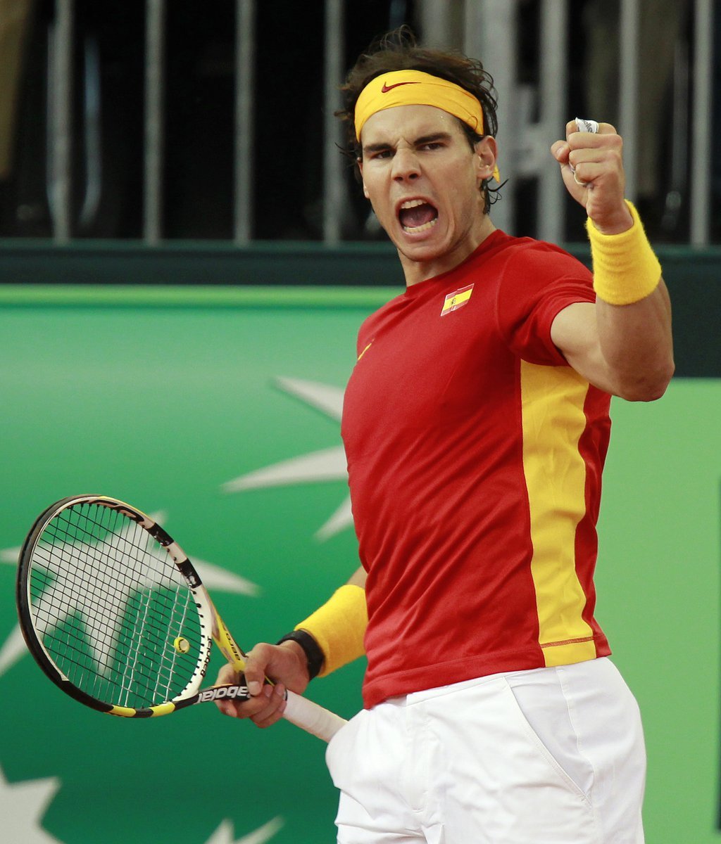 Vamos! Famózní Nadal zařídil Španělsku dva body a přispěl k páté výhře Španělska v Davis Cupu