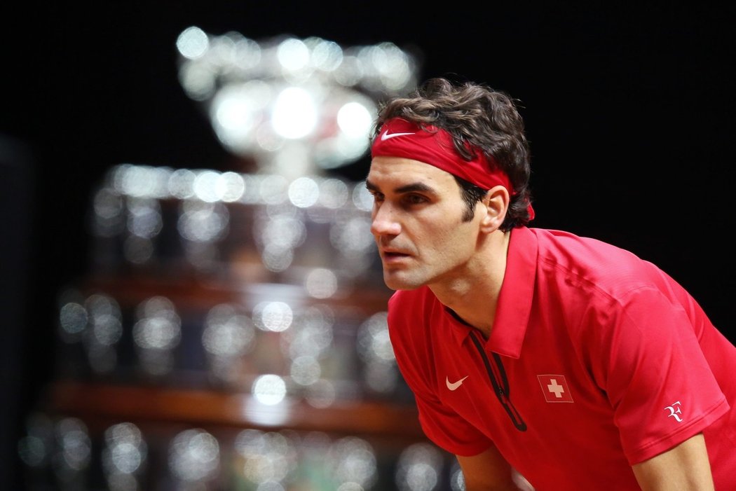 Roger Federer během zápasů za Švýcarsko v Davisově poháru