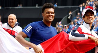 Francie slaví postup do finále Davis Cupu, Argentina rok po triumfu spadla