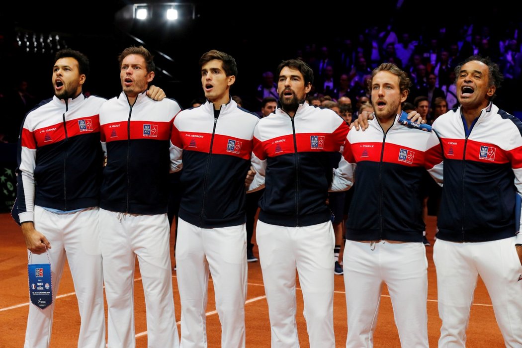 Tenisté Franice před zahájením finále Davis Cupu proti Chorvatsku