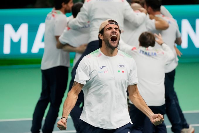 Itálie slaví potřetí za sebou triumf v Davis Cupu. Ve finále porazila Španělsko Itálie slaví potřetí za sebou triumf v Davis Cupu. Ve finále porazila Španělsko