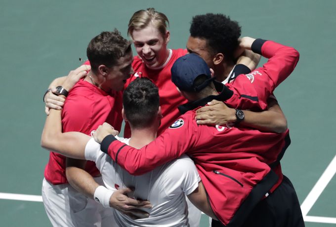 Kanaďané si v novém Davis Cupu zahrají finále, tentokrát přehráli Rusko Kanaďané si v novém Davis Cupu zahrají finále, tentokrát přehráli Rusko