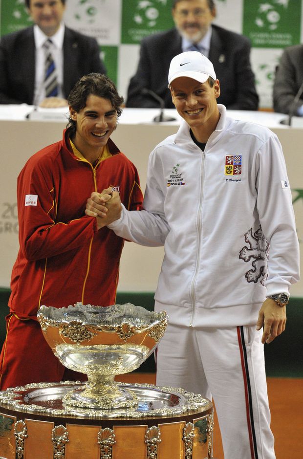 Daviscupové finále zahájí Rafael Nadal (vlevo) s Tomášem Berdychem Daviscupové finále zahájí Rafael Nadal (vlevo) s Tomášem Berdychem