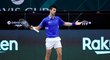 Novak Djokovič reaguje během utkání Davis Cupu