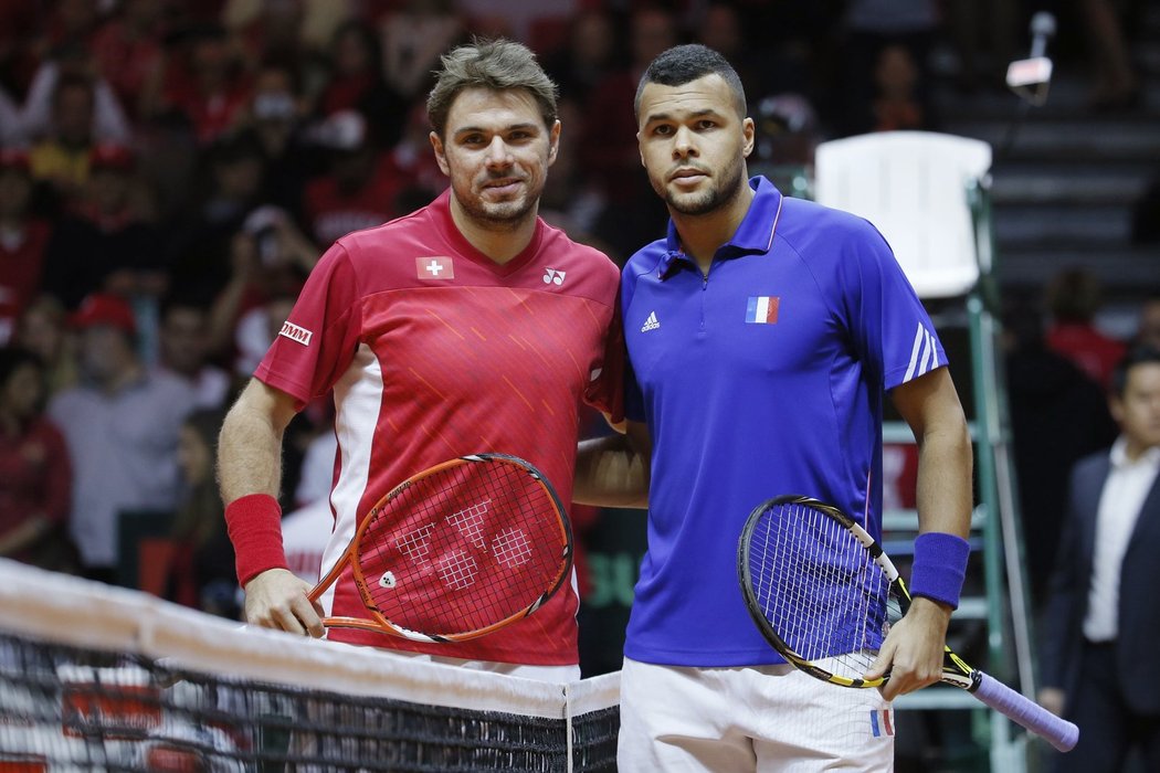 Stan Wawrinka před startem úvodního zápasu finále Davis Cupu mezi Švýcarskem a Francií