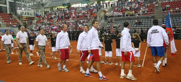 Český tým při slavnostním zahájení semifinále Davisova poháru proti Chorvatsku. Český tým při slavnostním zahájení semifinále Davisova poháru proti Chorvatsku.