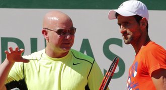 Superkouč Agassi: Djokoviče trénuju zadarmo. Rozhodl můj syn