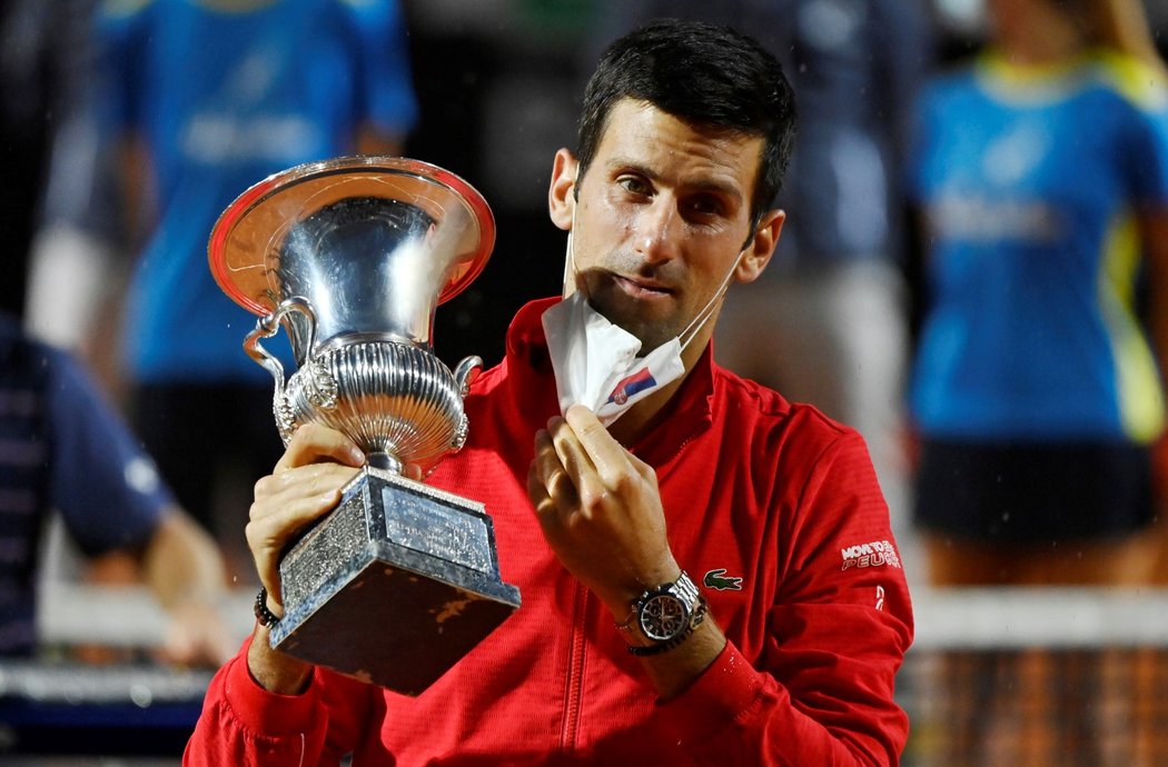 Světová tenisová jednička Novak Djokovič vyhrál antukový turnaj série Masters v Římě