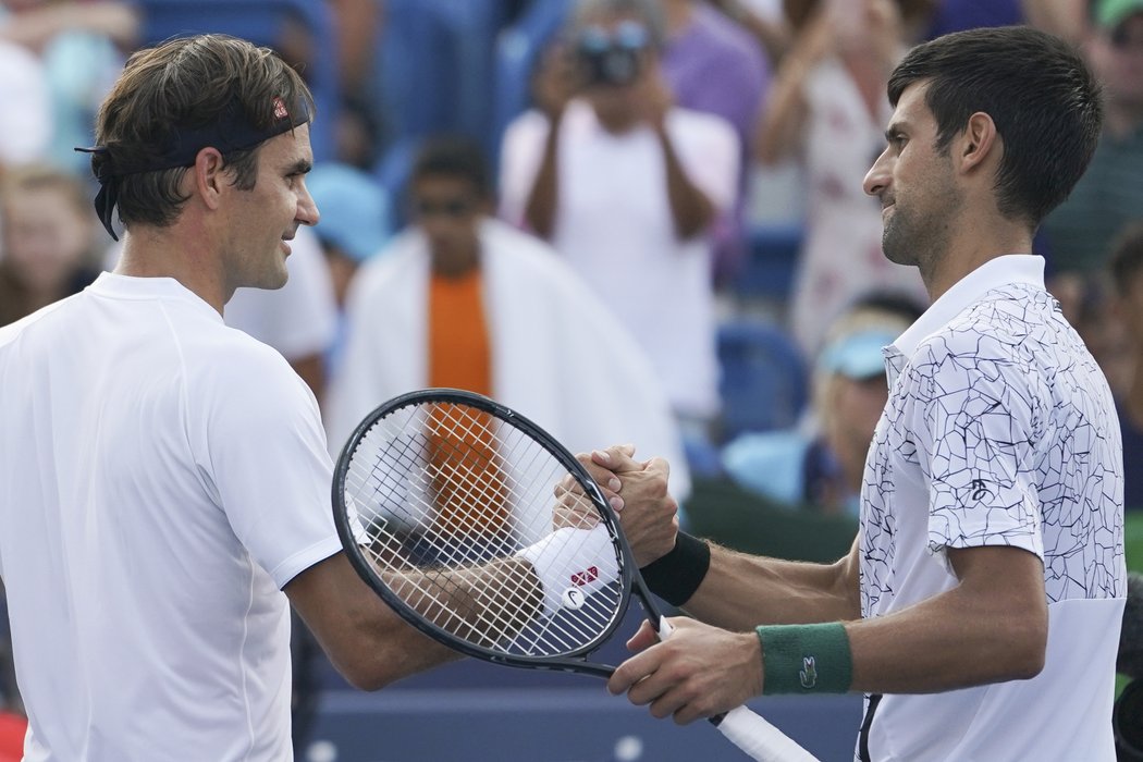Tentokrát měl v duelu bývalých světových jedniček Djokovič nad Federerem navrch.