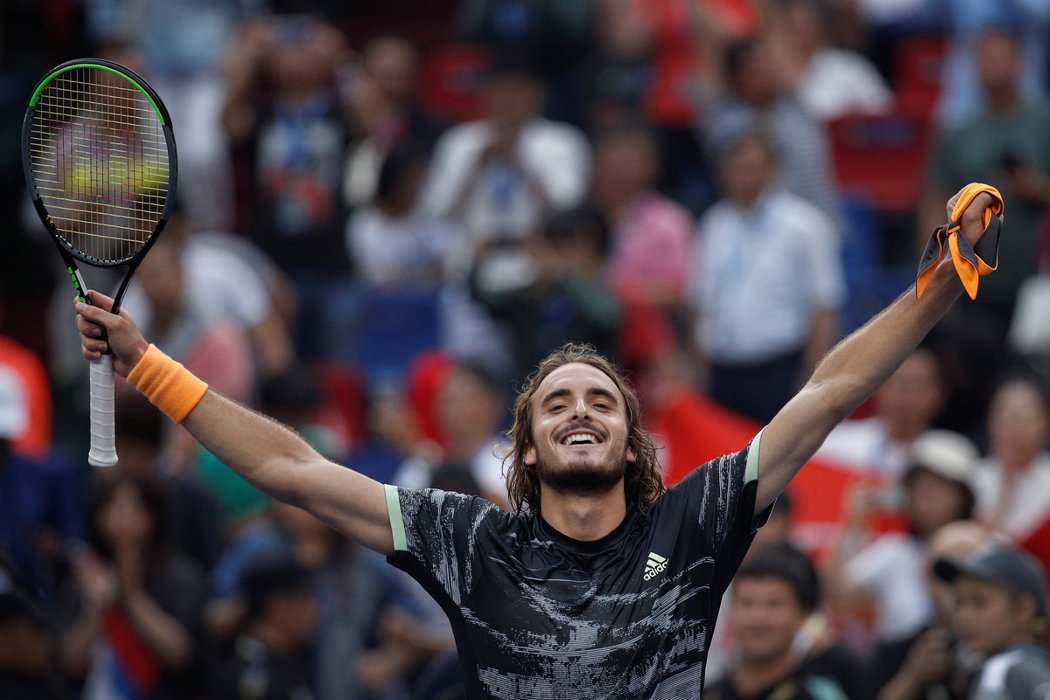 Tsitsipas v Šanghaji porazil Djokoviče