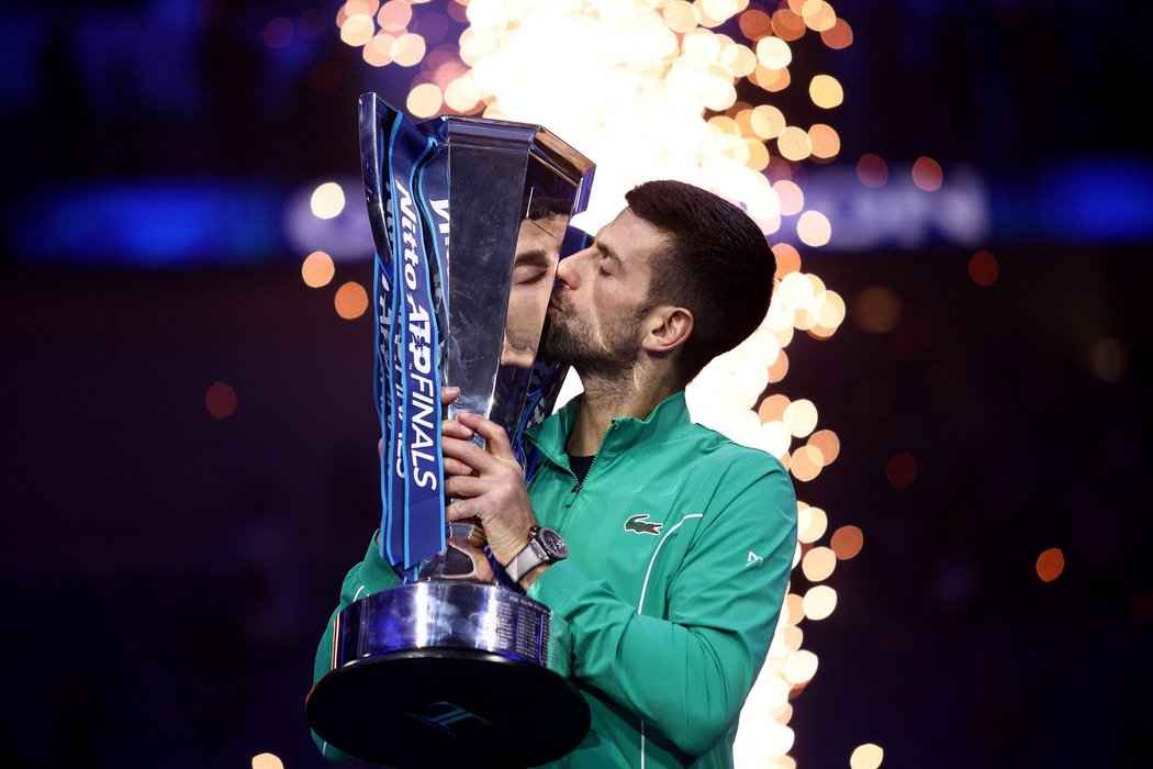 Novak Djokovič získal rekordní sedmý titul z Turnaje mistrů