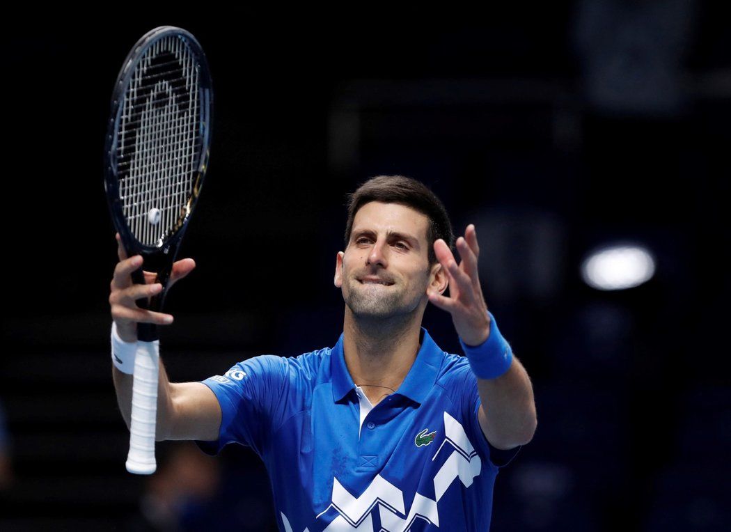 Srbský tenista Novak Djokovič během utkání na Turnaji mistrů