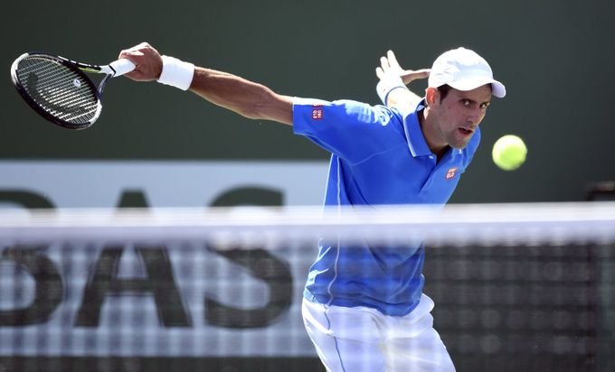 Djokovič smetl Murrayho, o titul si v Indian Wells zahraje s Federerem Djokovič smetl Murrayho, o titul si v Indian Wells zahraje s Federerem