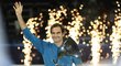 Roger Federer oslavil zisk svého 100. titulu v Dubaji