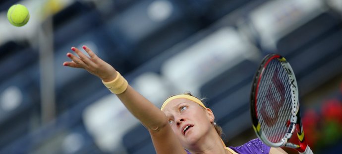 Petra Kvitová vstoupila do turnaje v Dubaji úspěšně. Se Slovenkou Hantuchovou ztratila jen tři gamy