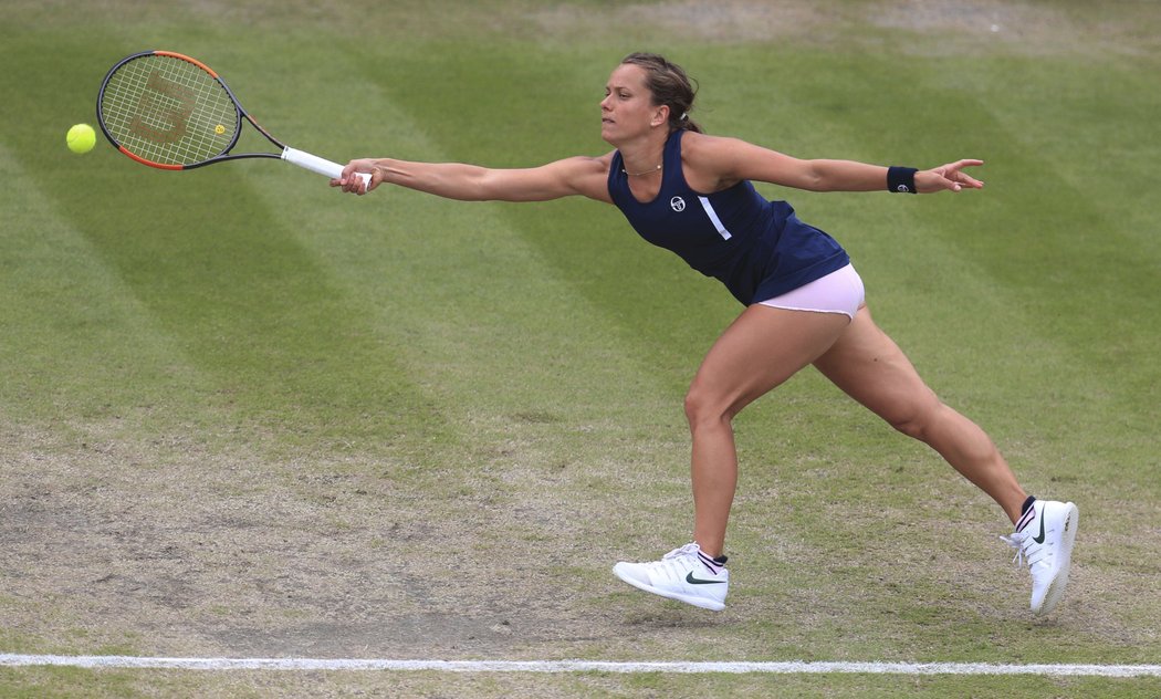 Barbora Strýcová hladce postoupila do 3. kola