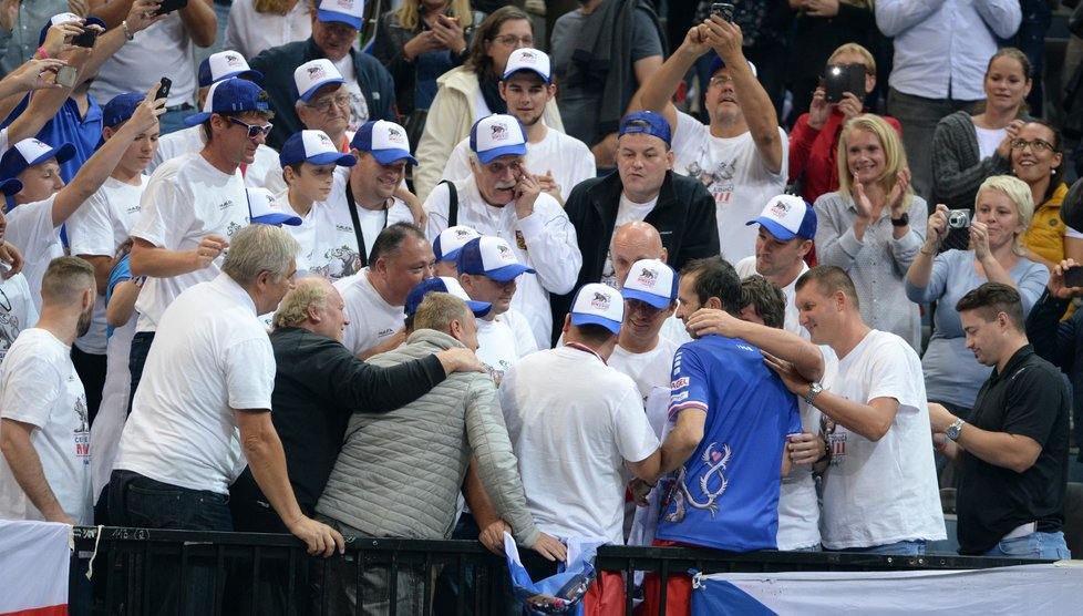 Rozloučit se Radek Štěpánek šel i se svými nejvěrnějšími fanoušky