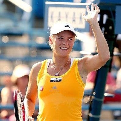 Usměvavá tenistka slaví další triumf