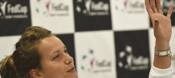 Barbora Strýcová na tiskové konferenci před Fed Cupem