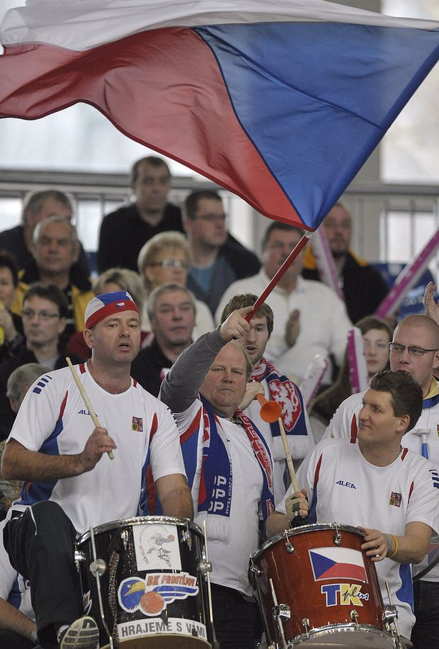 Fanoušci vytvořili v Brně dobrou kulisu Fanoušci vytvořili v Brně dobrou kulisu
