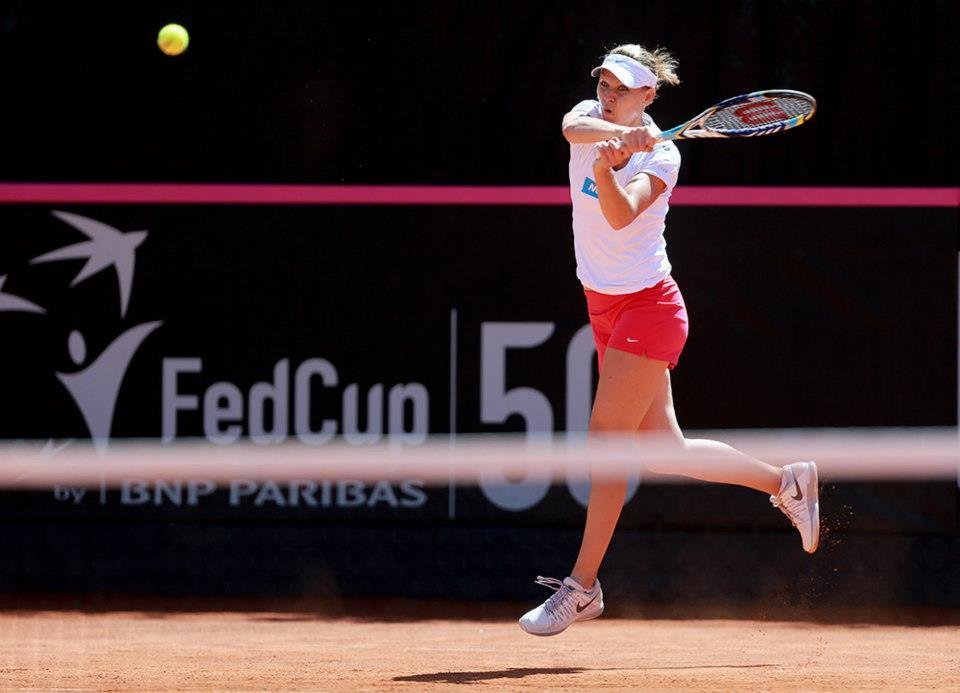 Česká tenistka Lucie Šafářová na tréninku v Itálii