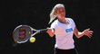 Klára Zakopalová při tréninku v italském Palermu, kde české tenistky odehrají semifinále Fed Cupu