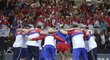 Český fedcupový tým se raduje z postupu do finále po triumfu v rozhodující čtyřhře ve Švýcarsku