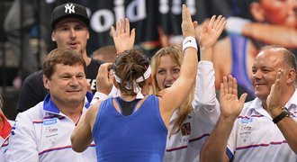 Bod od titulu! Kvitová i Šafářová vyhrály, Češky vedou ve finále 2:0
