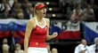 Ruská tenistka Maria Šarapovová se raduje, vyhrála nad Karolínou Plíškovou a vyrovnala stav finále Fed Cupu na 1:1.