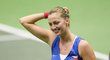 Petra Kvitová se usmívá po své výhře nad Mladenovičovou v semifinále Fed Cupu