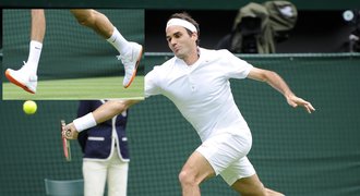 A přezout! Nedotknutelný Federer porušil tradice Wimbledonu