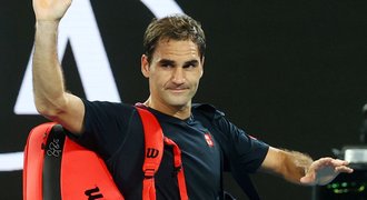 Stařec a moře pochyb. Federer zpět na kurty, má plán i hlavní motivaci