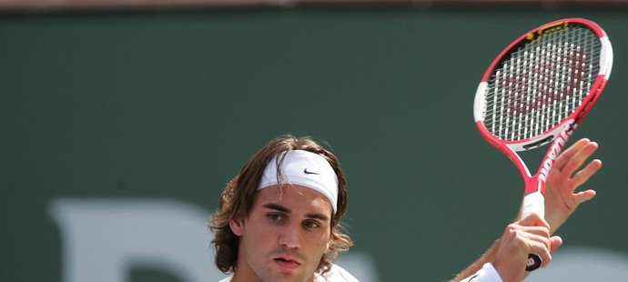 Roger Federer sehrál před deseti lety v Indian Wells jednu z nejkrásnějších výměn historie