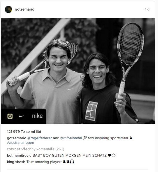 Fotbalista Mario Götze připomněl na sociálních sítích fotku z počátků kariéry Rogera Federera a Rafaela Nadala. Fotbalista Mario Götze připomněl na sociálních sítích fotku z počátků kariéry Rogera Federera a Rafaela Nadala.