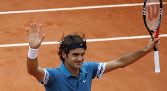 Konečně! Federer po sedmi měsících triumfoval