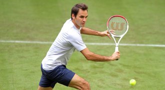 Sladká pomsta! Federer porazil v semifinále Haase a zahraje si o titul