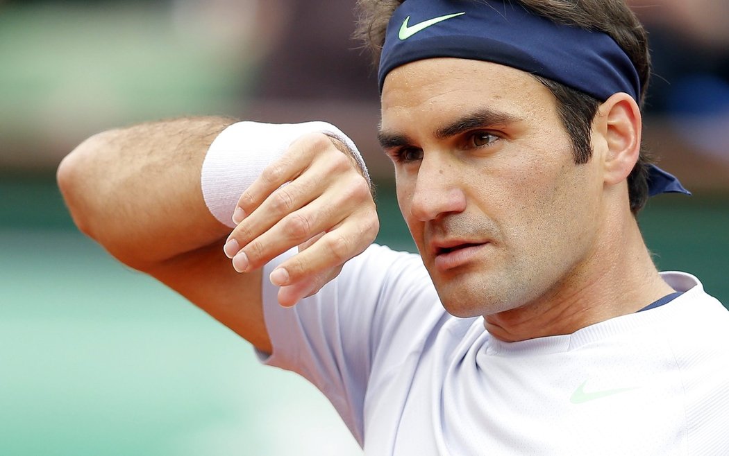 Ani vstřícný Roger Federer nepoví novinářům vše