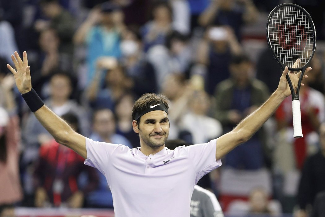 Federer slaví postup do finále