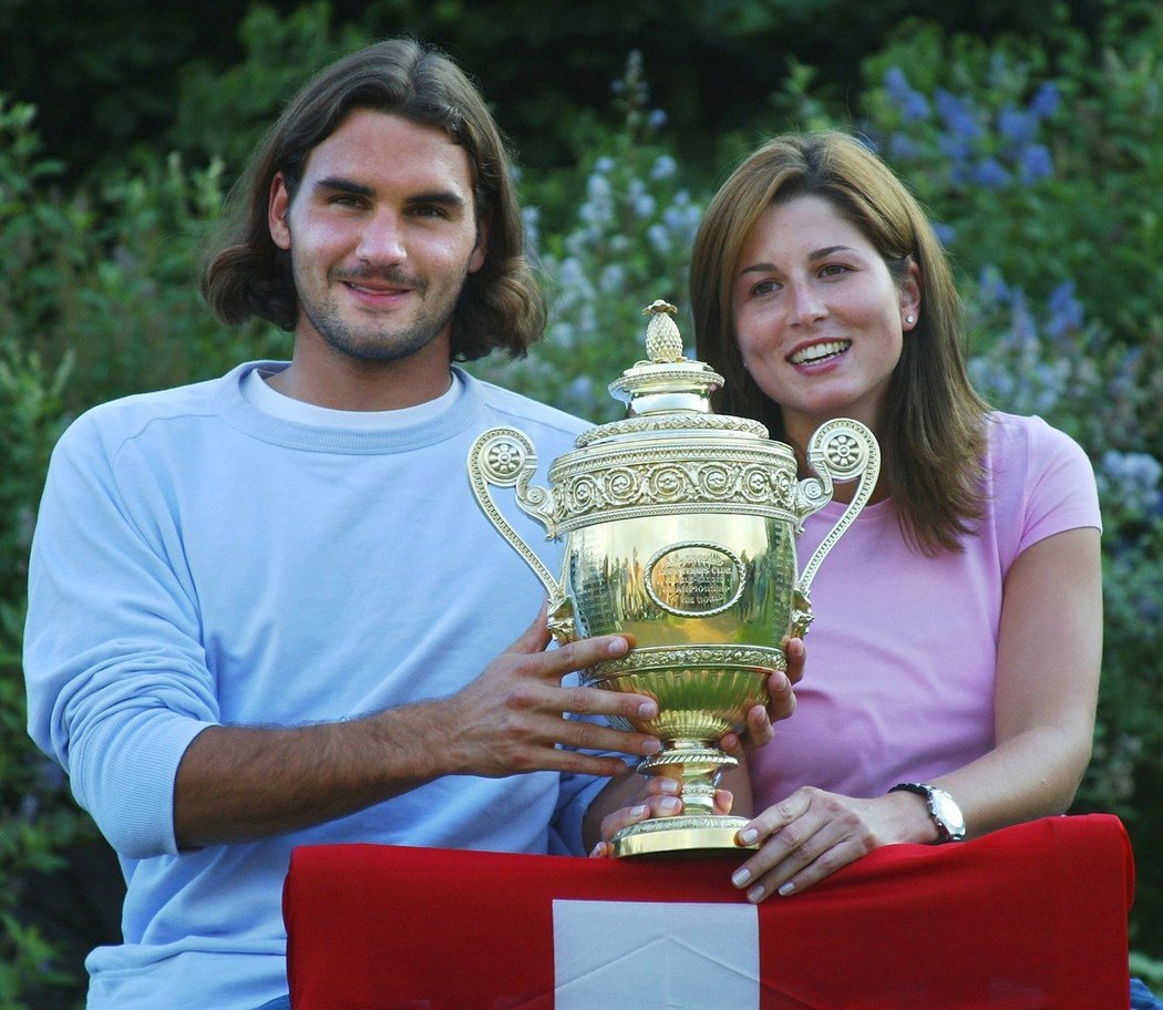 2003 - svůj první wimbledonský titul oslavil se svou tehdejší přítelkyní, později ženou Mirkou Vavrinecovou