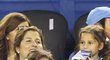 Mirka Federerová s oběma holčičkami