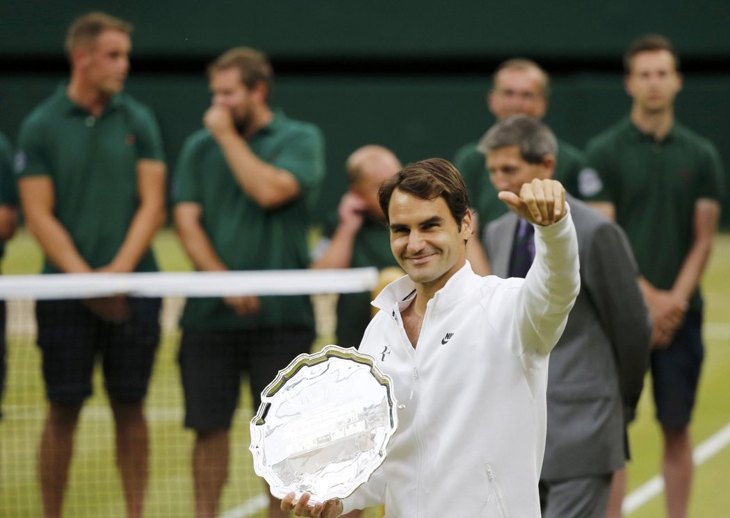 Roger Federer po finále Wimbledonu uznal, že Djokovič byl lepším hráčem