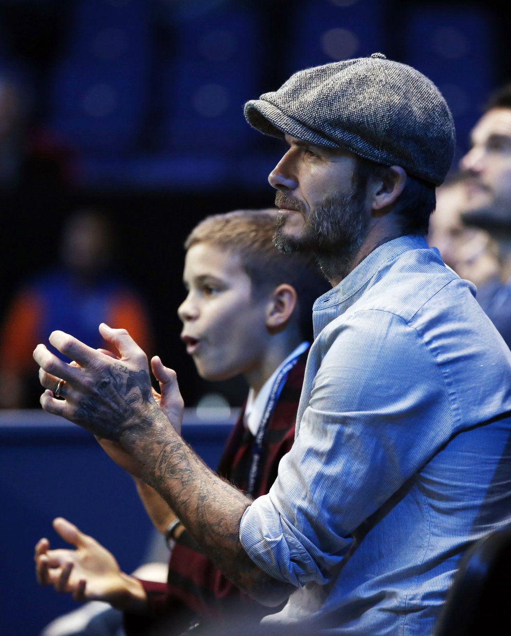 Fotbalista David Beckham vzal na tenisový Turnaj mistrů syna Romea .