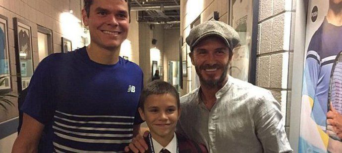 Kanadský tenista Miloš Raonič se na Turnaji mistrů setkal se svým idolem Davidem Beckhamem a jeho synem Romeem.