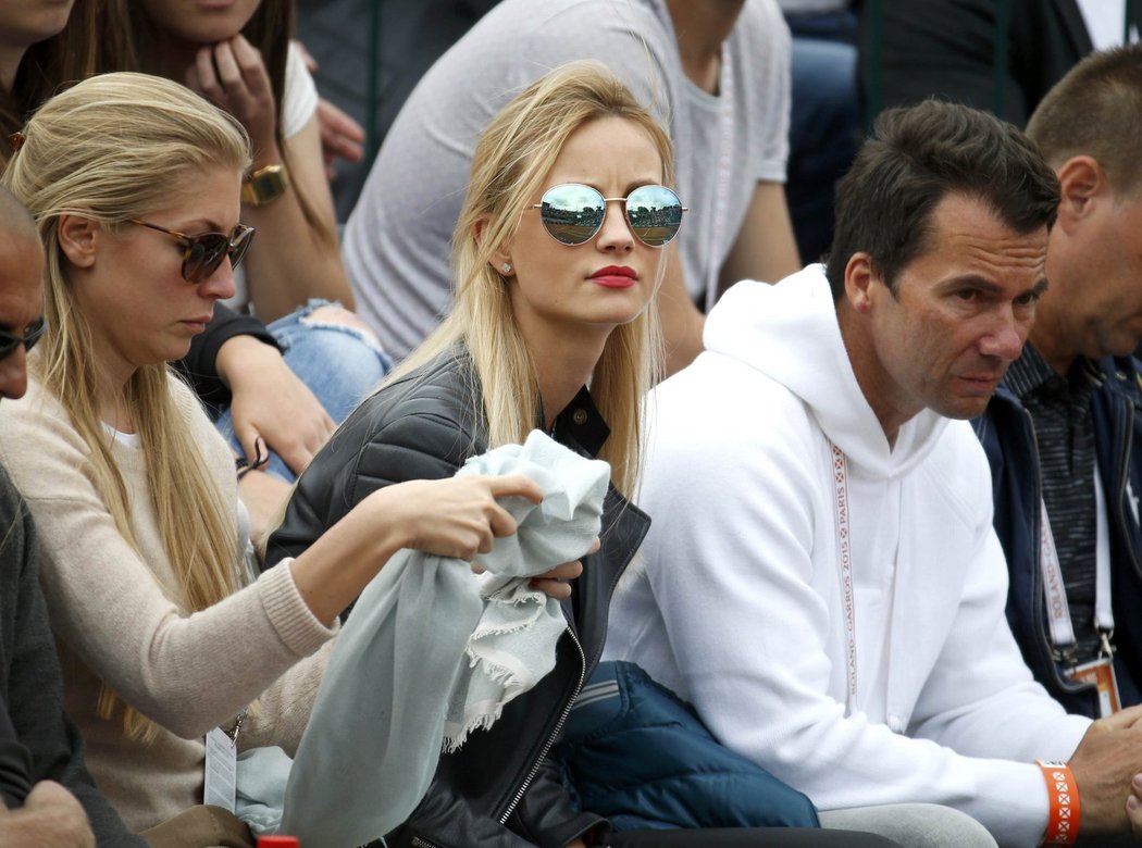 Ester Sátorová mohla být spokojená, její přítel Tomáš Berdych postoupil do 4. kola French Open