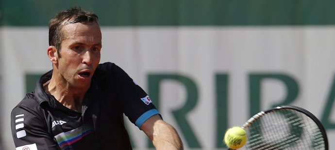 Radek Štpěánek v zápase proti krajanovi a spoluhráči z Davis Cupu Tomáši Berdychovi