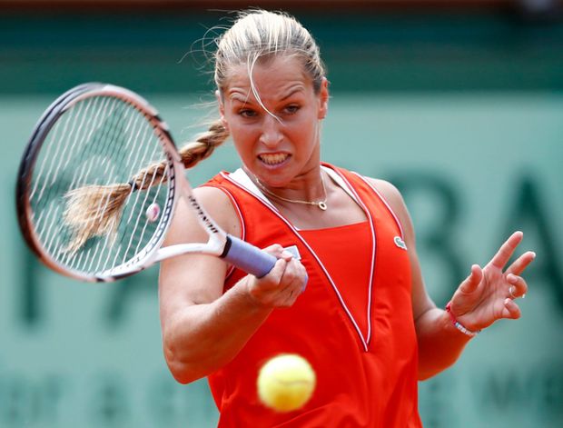 Slovenská tenistka Dominika Cibulková vypadla na French Open ve čtvrtfinále Slovenská tenistka Dominika Cibulková vypadla na French Open ve čtvrtfinále