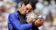 Rafael Nadal vládne antuce i po French Open! Ve finále zdolal Wawrinku