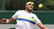 Jiří Veselý v prvním kole French Open porazila Jacka Socka