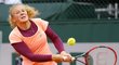 Kateřina Siniaková v zápase prvního kola French Open vzdorovala Španělce Carle Suarezové-Navarrové