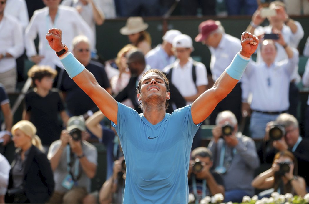 Rafael Nadal se raduje z postupu do finále French Open